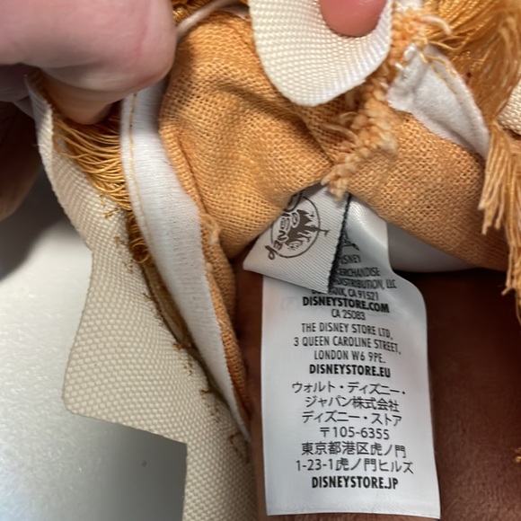 🍀Sale 4/$20 Disney Store Teenage Moana Doll - Picture 5 of 5